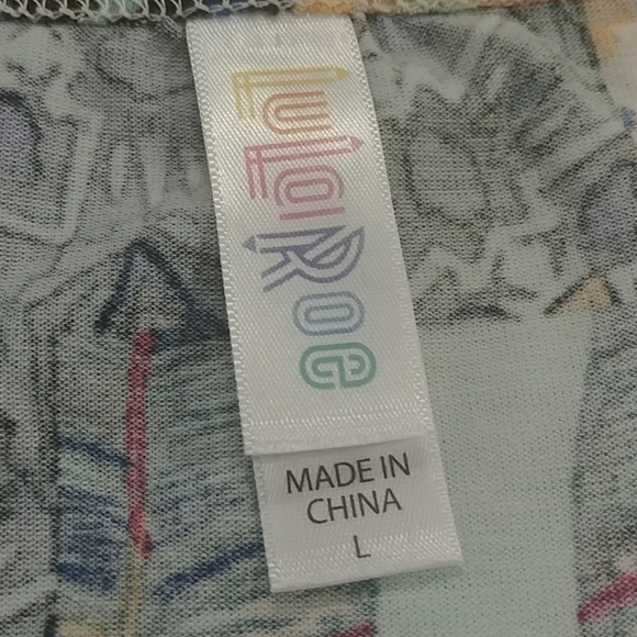 LulaRoe Patterned Blocked Perfect T Top - Picture 12 of 12